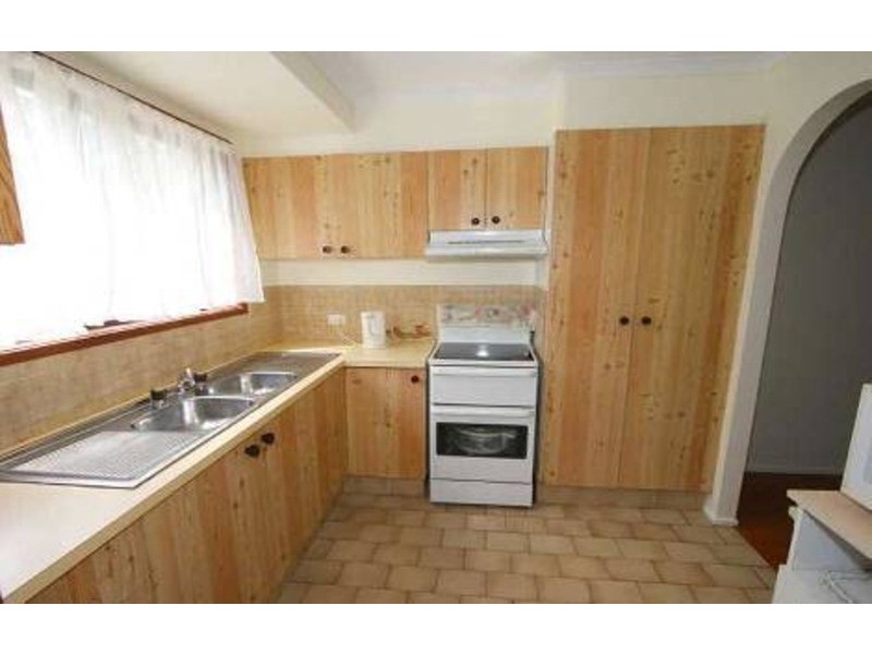 51 Macquarie Avenue, Molendinar QLD 4214