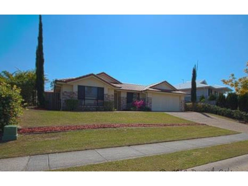 212 Crestwood Drive,, Molendinar QLD 4214