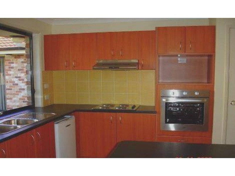 212 Crestwood Drive,, Molendinar QLD 4214