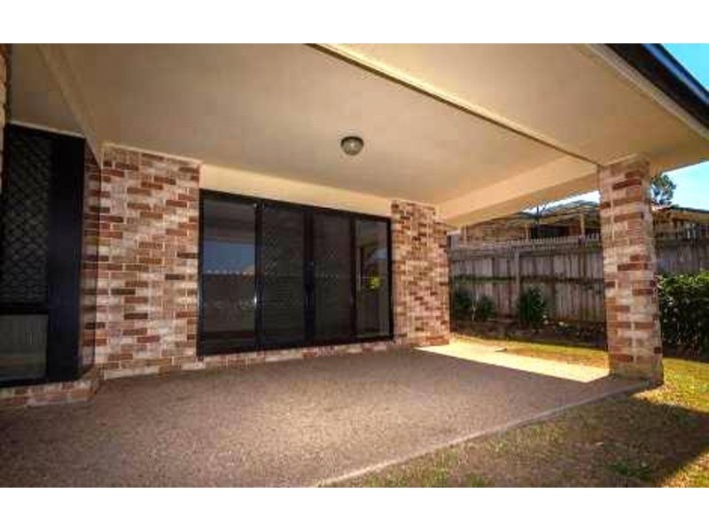212 Crestwood Drive,, Molendinar QLD 4214