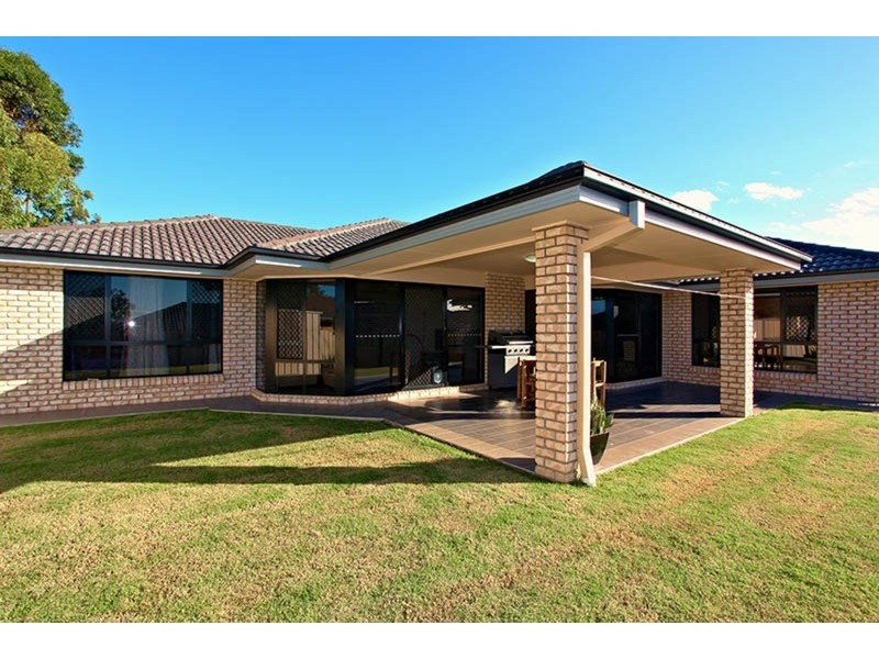 63 Highcrest Circuit, Molendinar QLD 4214