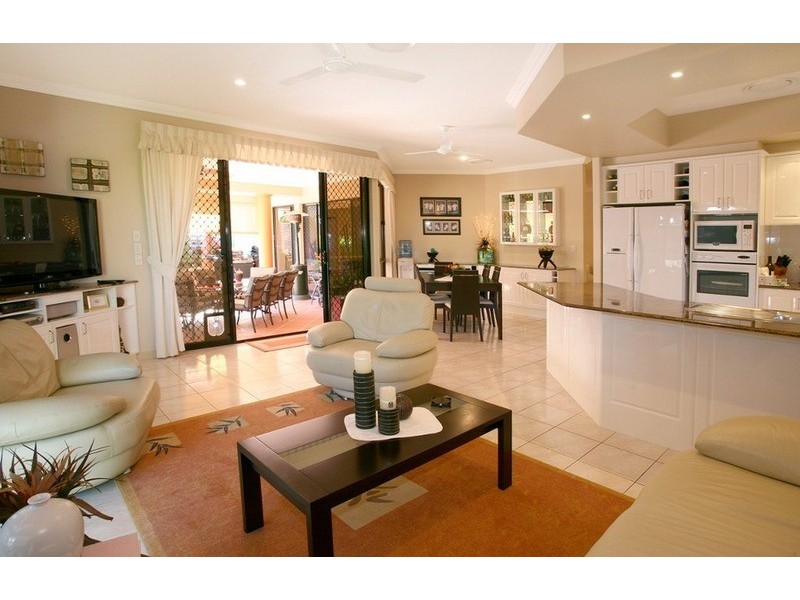 45 Highview Place, Parkwood QLD 4214