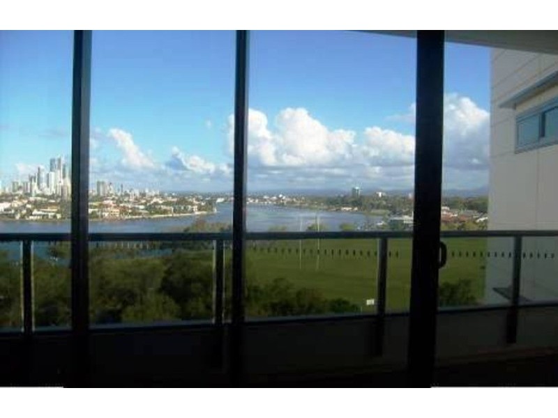 2 Aqua Street, Southport QLD 4215