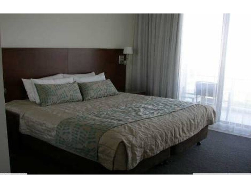 2 Aqua Street, Southport QLD 4215