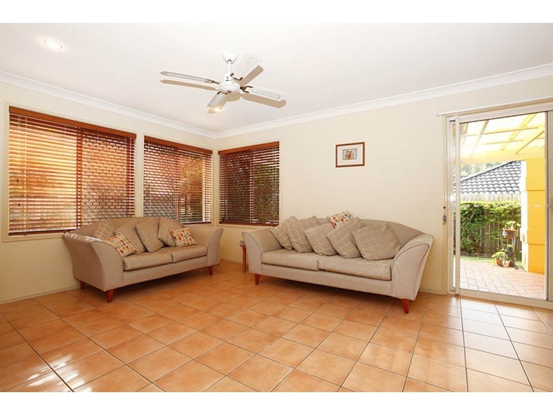 3 Gumview Place, Molendinar QLD 4214