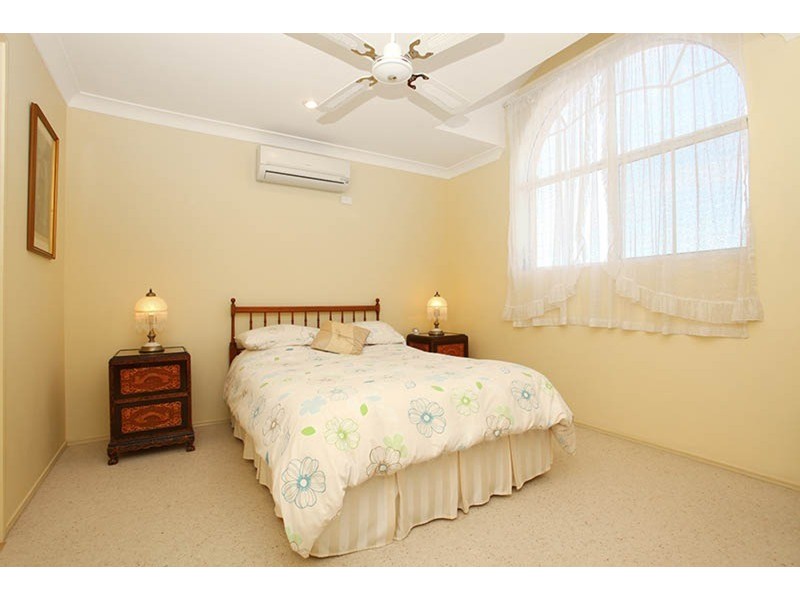 3 Gumview Place, Molendinar QLD 4214