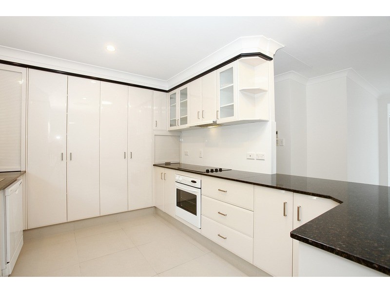 21 Kingsway Drive, Molendinar QLD 4214