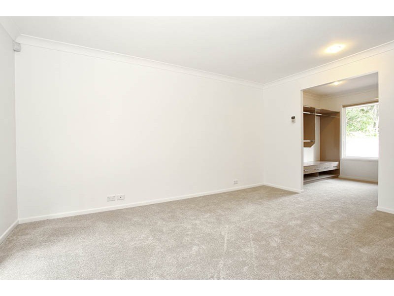 21 Kingsway Drive, Molendinar QLD 4214
