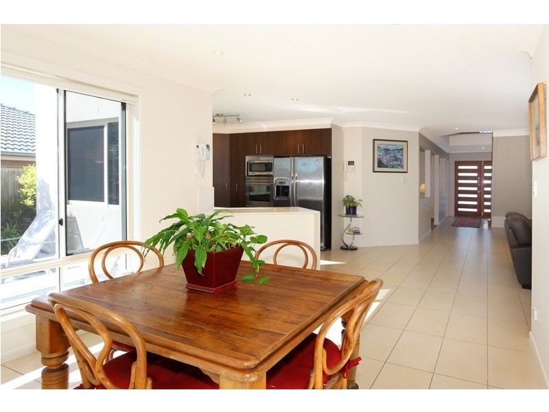 Molendinar QLD 4214