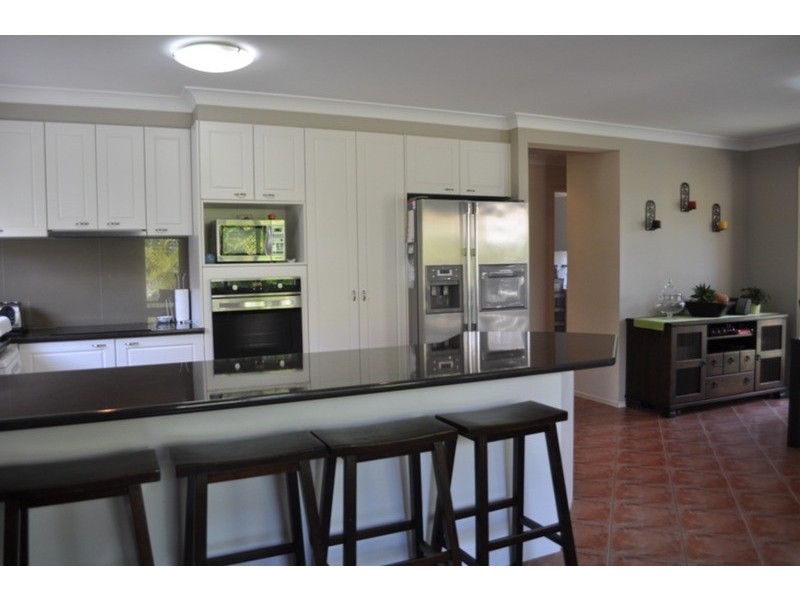 6 Redwood Place, Molendinar QLD 4214