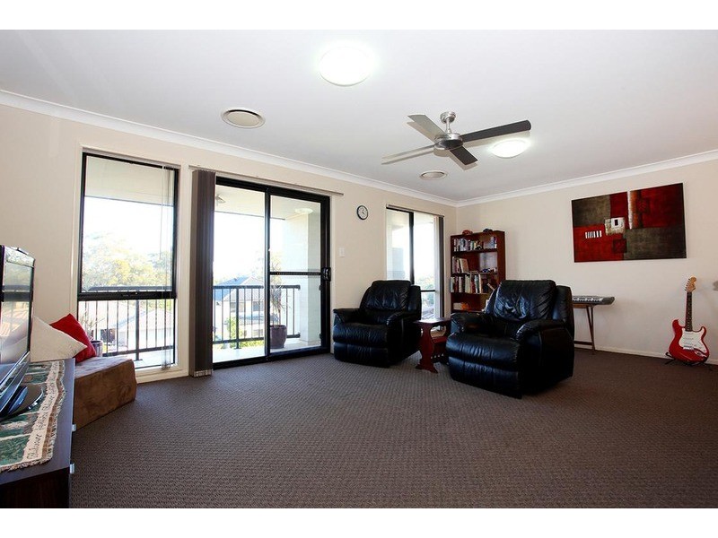 13 Stringybark Drive, Molendinar QLD 4214