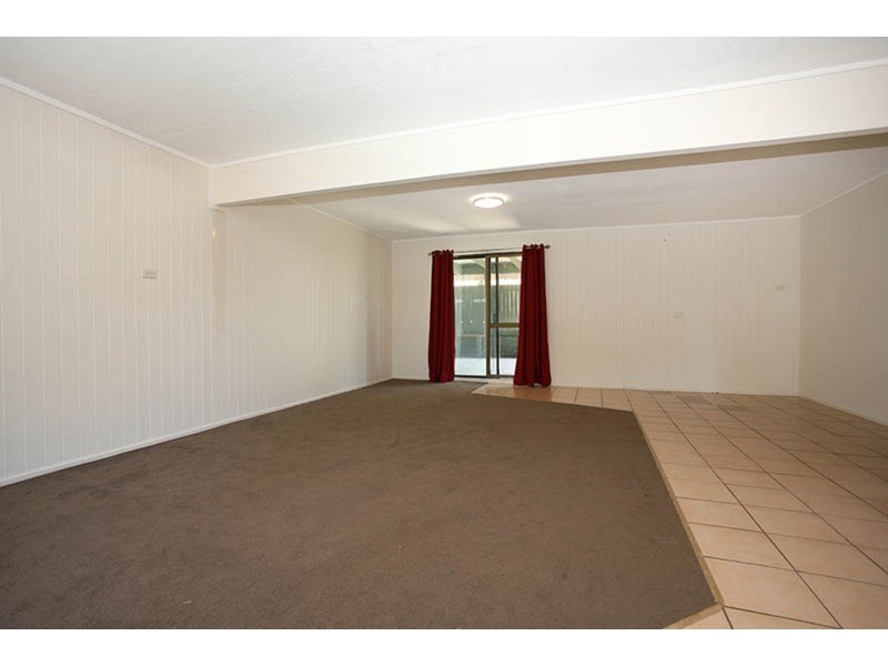 5 Tasman Avenue, Molendinar QLD 4214