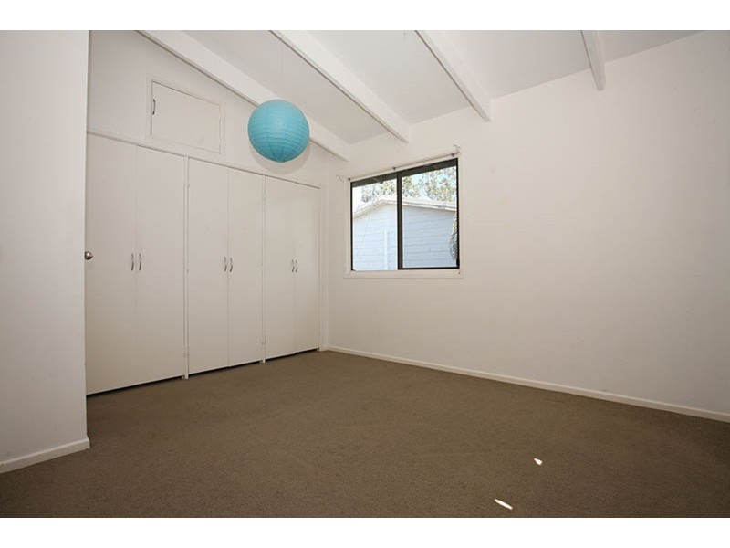 5 Tasman Avenue, Molendinar QLD 4214