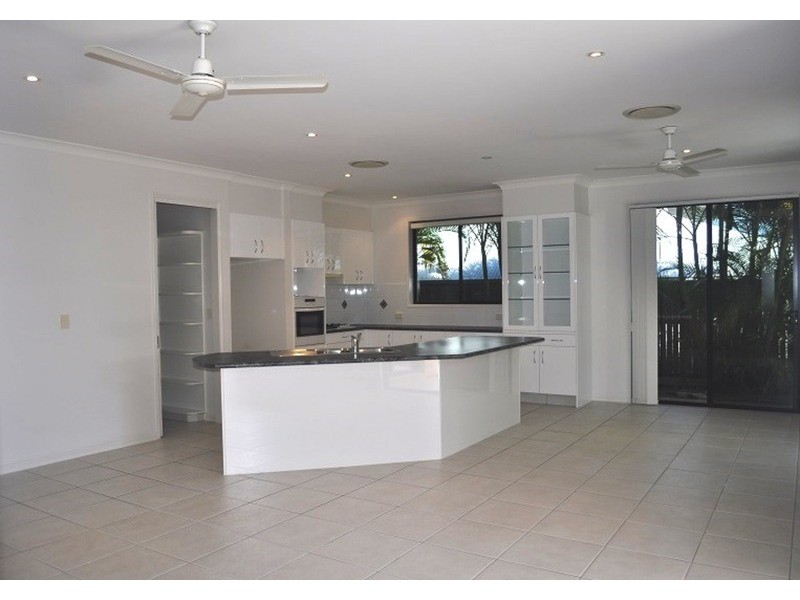 6 Viewridge Way, Molendinar QLD 4214