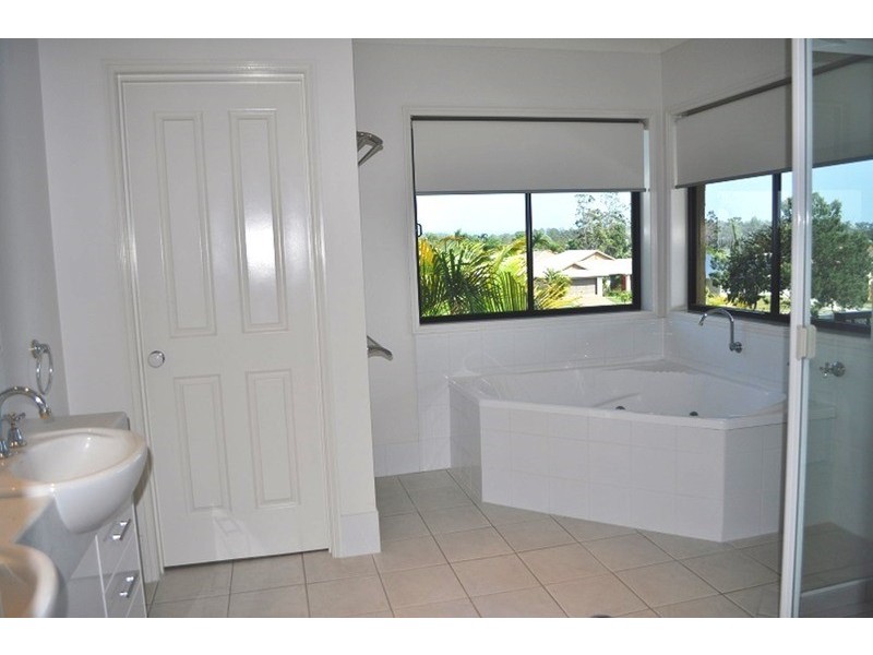 6 Viewridge Way, Molendinar QLD 4214