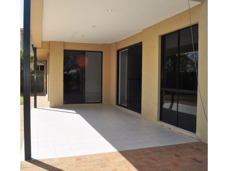 6 Viewridge Way, Molendinar QLD 4214