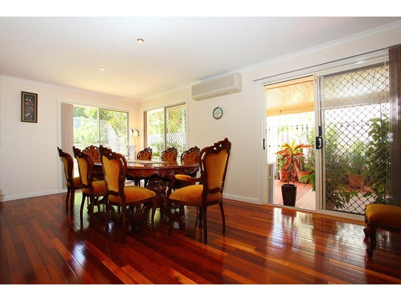 34 Gumleaf Drive, Molendinar QLD 4214