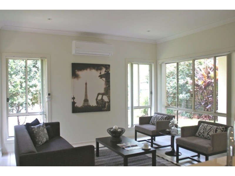 38 Stringybark Drive, Molendinar QLD 4214