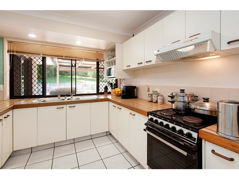 55 Macquarie Avenue, Molendinar QLD 4214