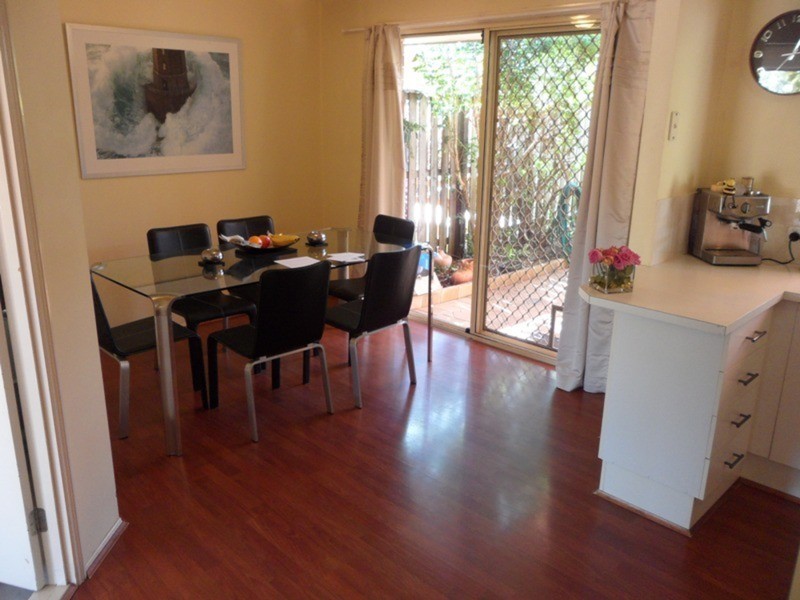 1/29 Golden Palms Court, Ashmore QLD 4214