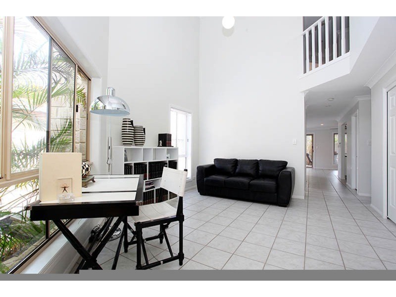 9 Sage Court, Runaway Bay QLD 4216