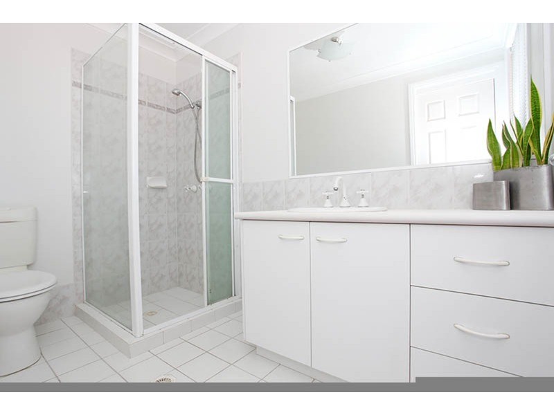 9 Sage Court, Runaway Bay QLD 4216