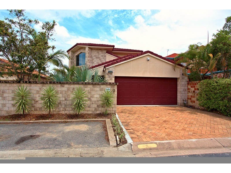 9 Sage Court, Runaway Bay QLD 4216