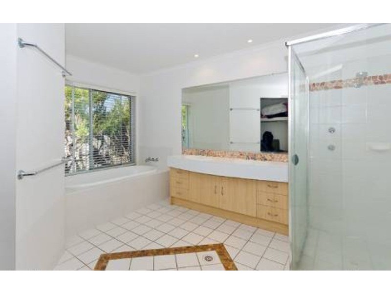 3 Bellwood Place, Molendinar QLD 4214