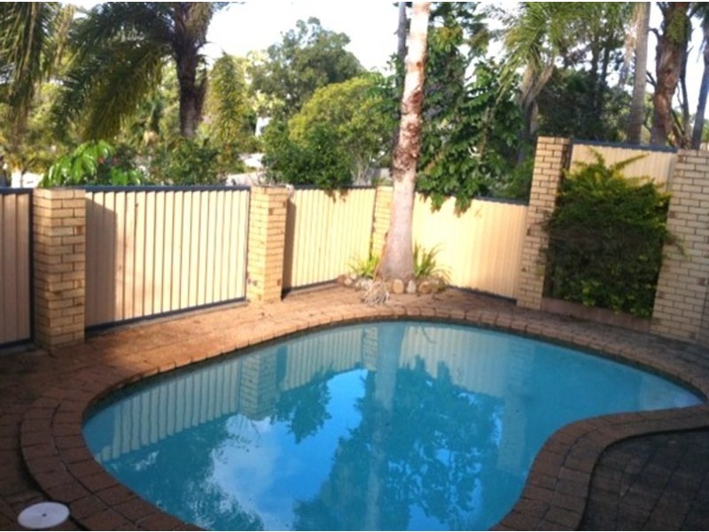 Ashmore QLD 4214