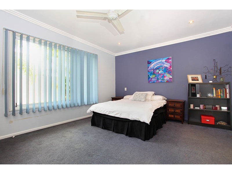 Labrador QLD 4215