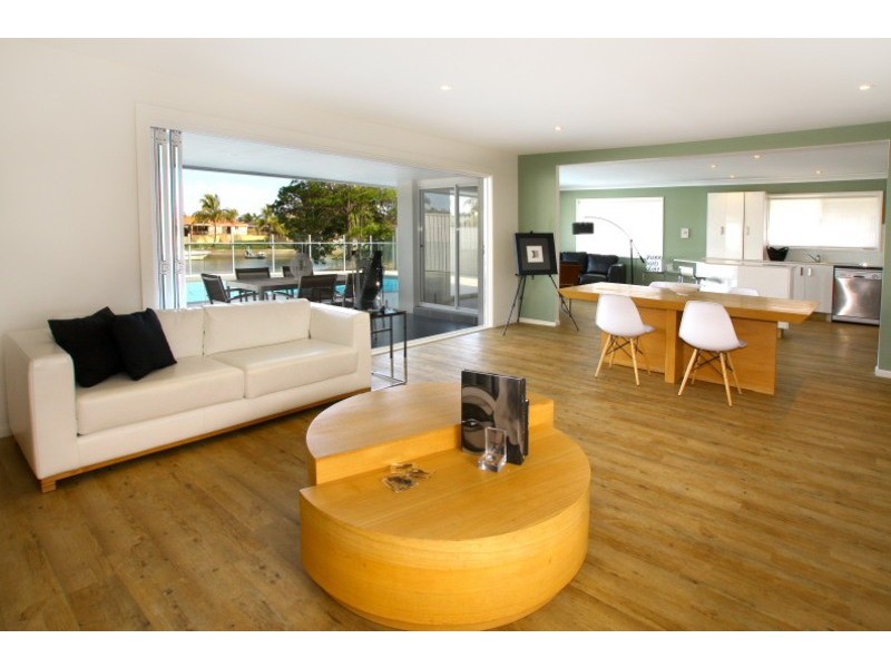 54 Allawah Street, Bundall QLD 4217