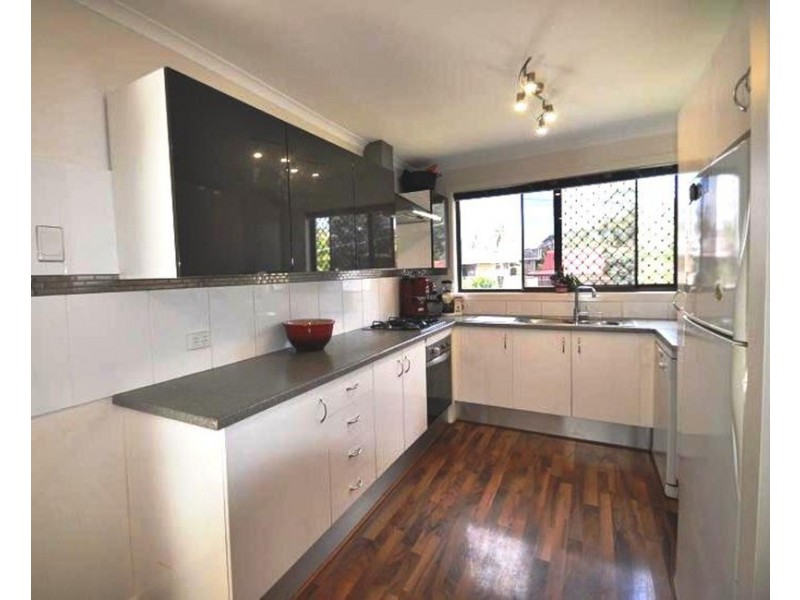 25 Forrest Avenue, Molendinar QLD 4214