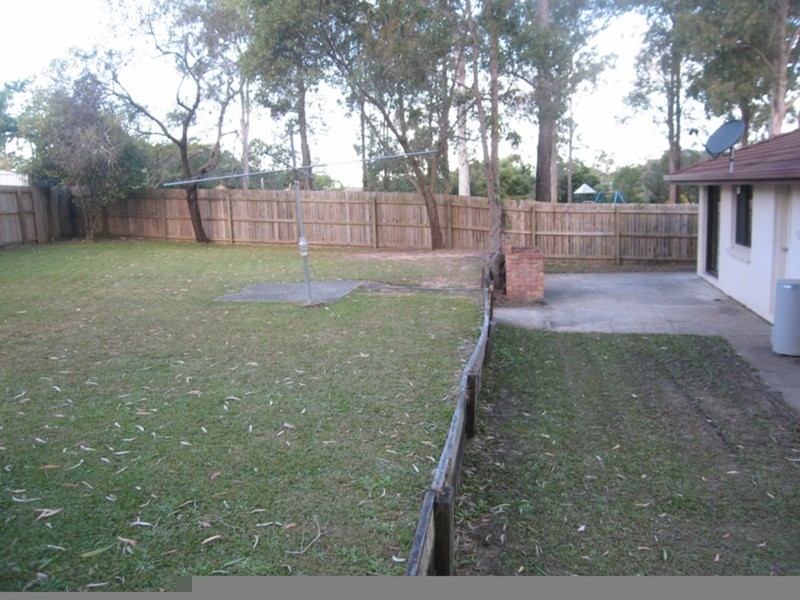 11 Trailwood Court, Eagleby QLD 4207