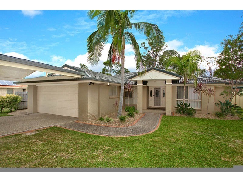 33 Desert Falls Crescent, Parkwood QLD 4214