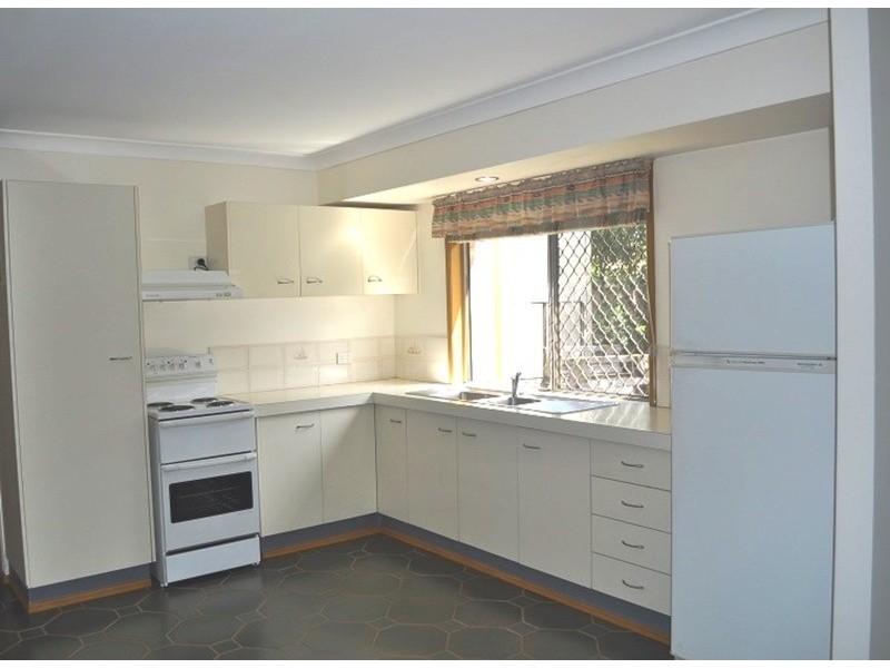 84 Chisholm Road, Carrara QLD 4211