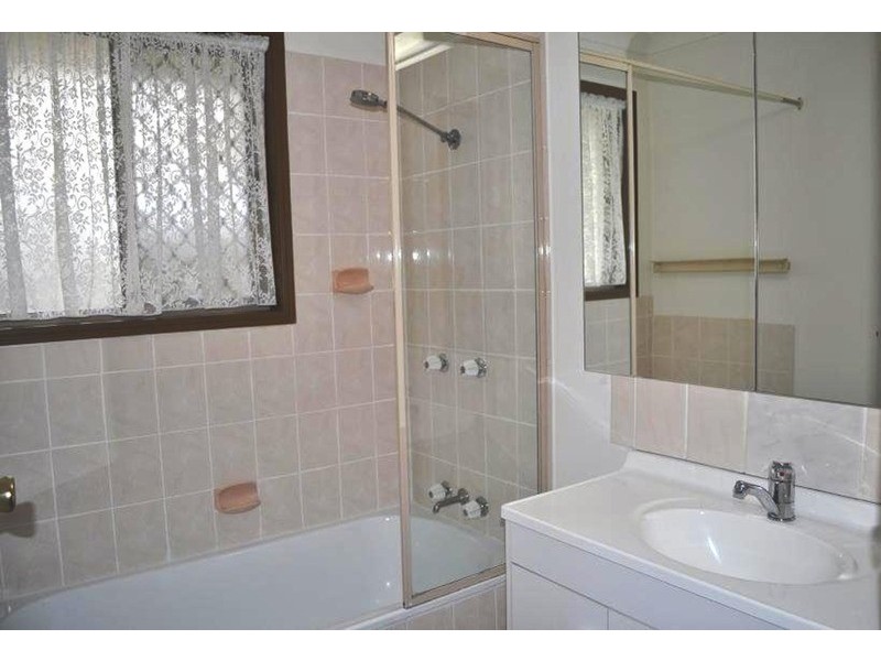 84 Chisholm Road, Carrara QLD 4211