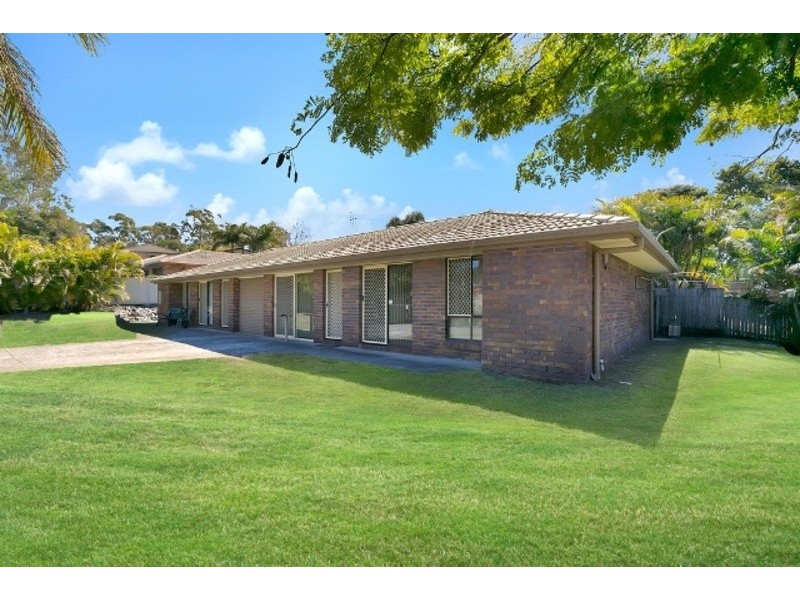 Labrador QLD 4215