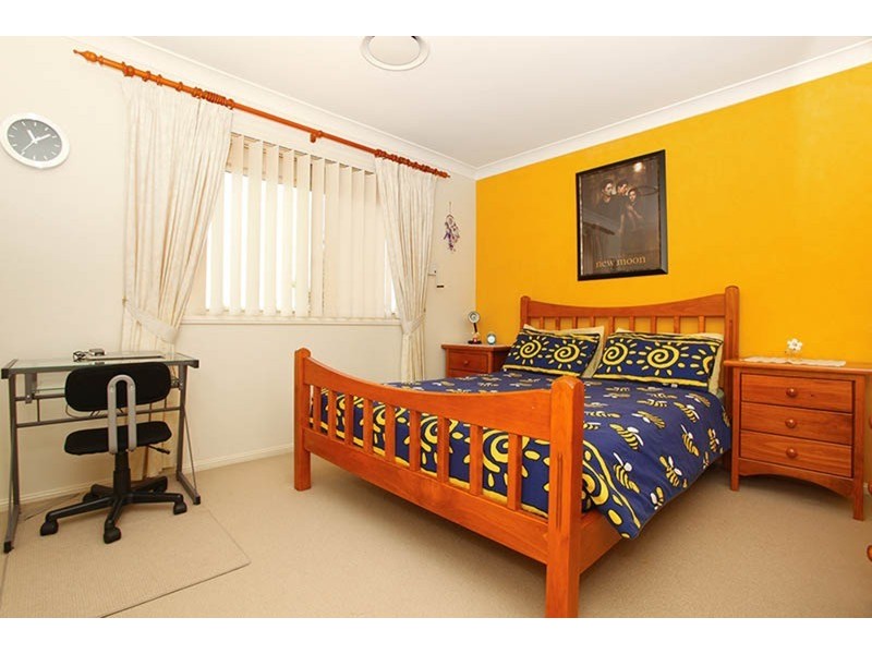 19 Dellwood Circuit, Molendinar QLD 4214