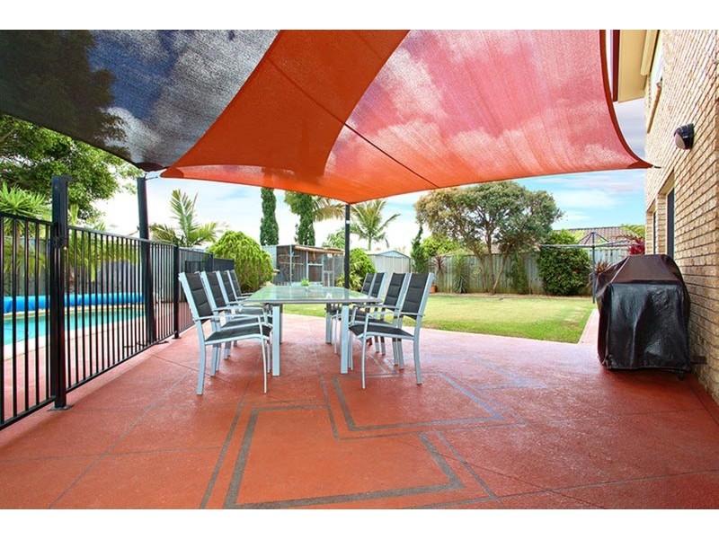 19 Dellwood Circuit, Molendinar QLD 4214