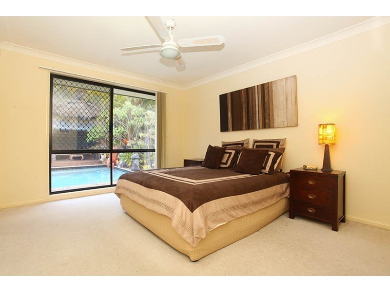 24 Lillywood Circuit, Molendinar QLD 4214