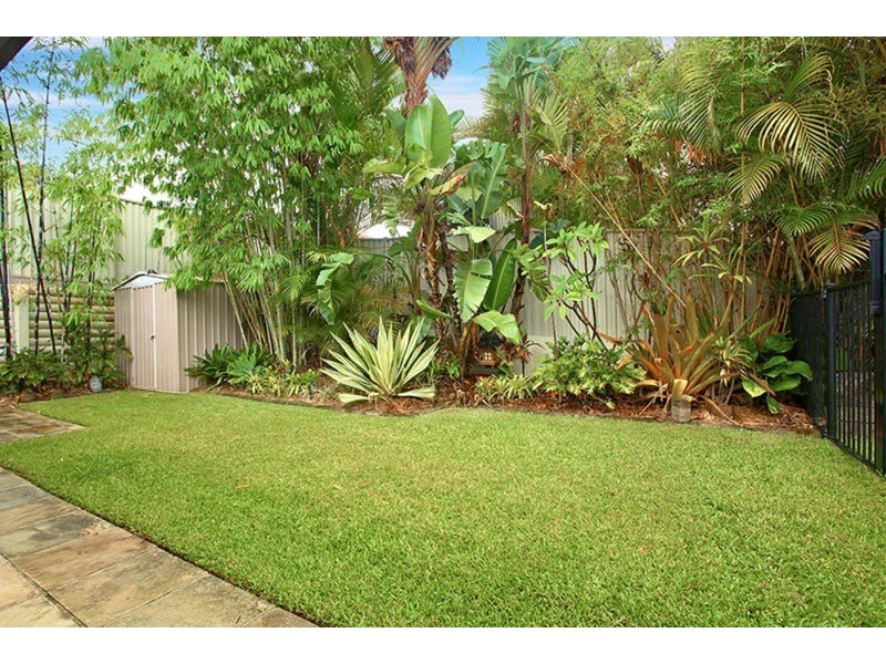 24 LILLYWOOD CIRCUIT, Molendinar QLD 4214