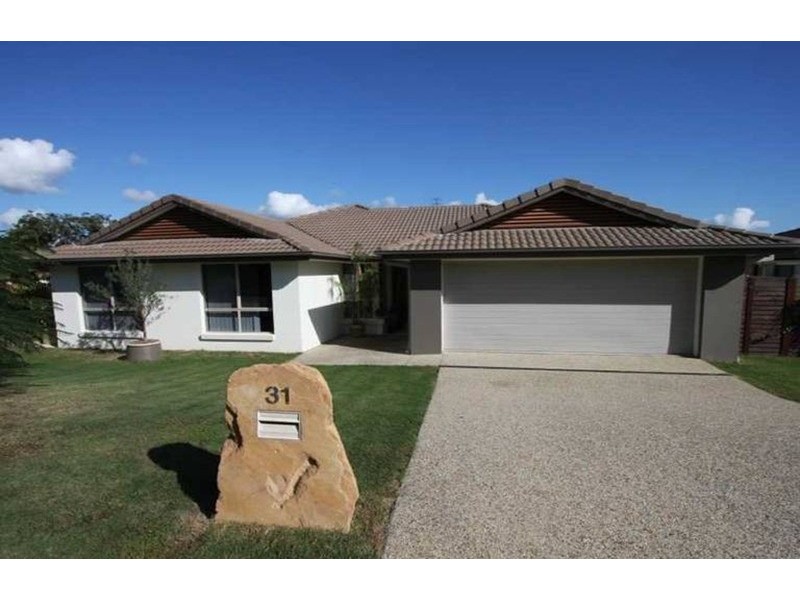 31 Dellwood Circuit, Molendinar QLD 4214
