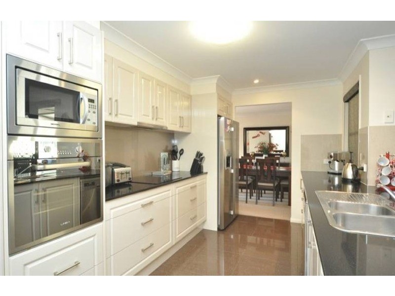 43 Currumburra Road, Ashmore QLD 4214