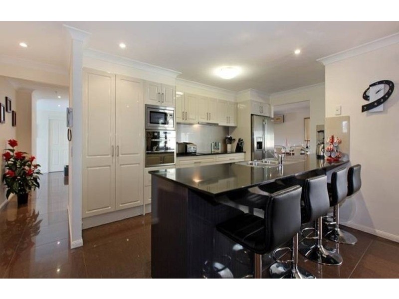 43 Currumburra Road, Ashmore QLD 4214