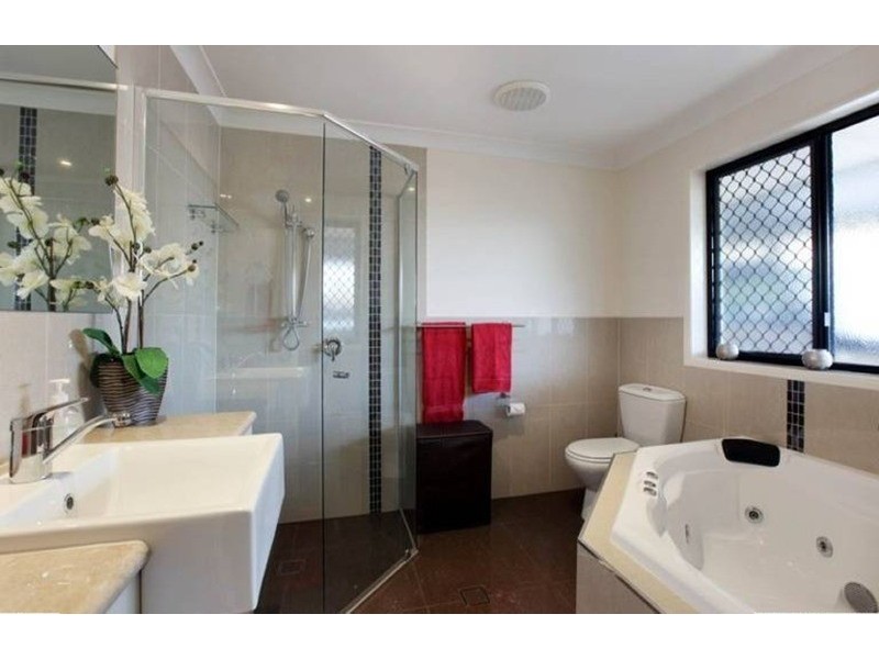 43 Currumburra Road, Ashmore QLD 4214