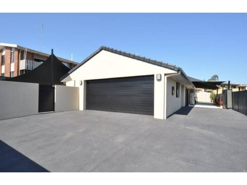 43 Currumburra Road, Ashmore QLD 4214