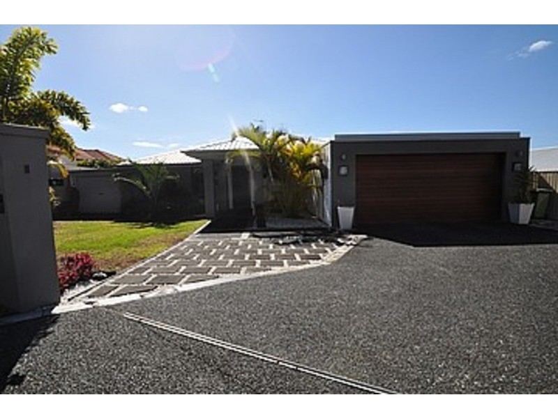 3 Redwood Place, Molendinar QLD 4214