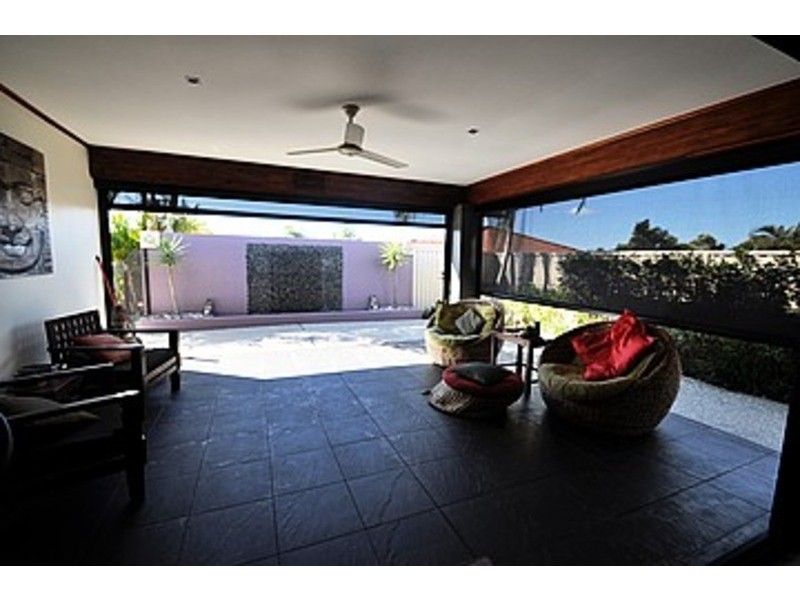 3 Redwood Place, Molendinar QLD 4214