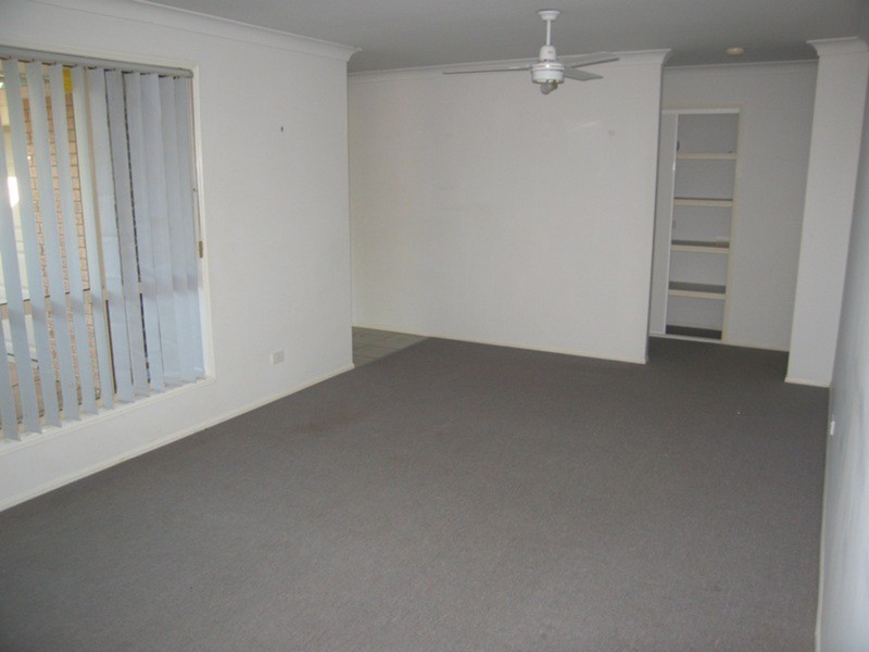 1 Laura Anne Drive, Windaroo QLD 4207