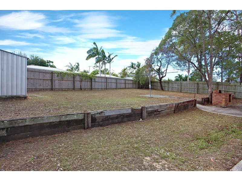 11 Trailwood Court, Eagleby QLD 4207